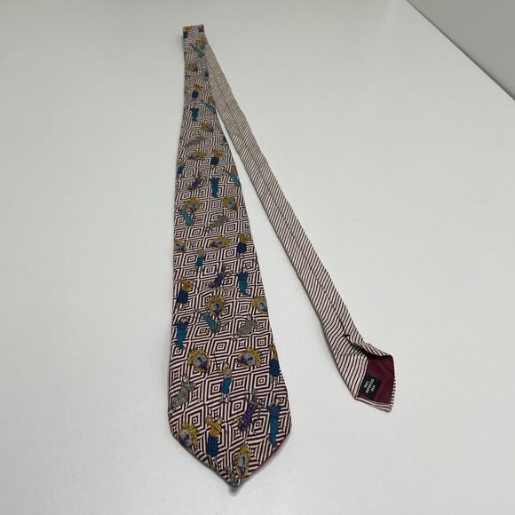 Accents Isaac Zelcer 100% Silk Necktie Tie Golfer Golf Balls Clubs Bags Novelty - Picture 7 of 8